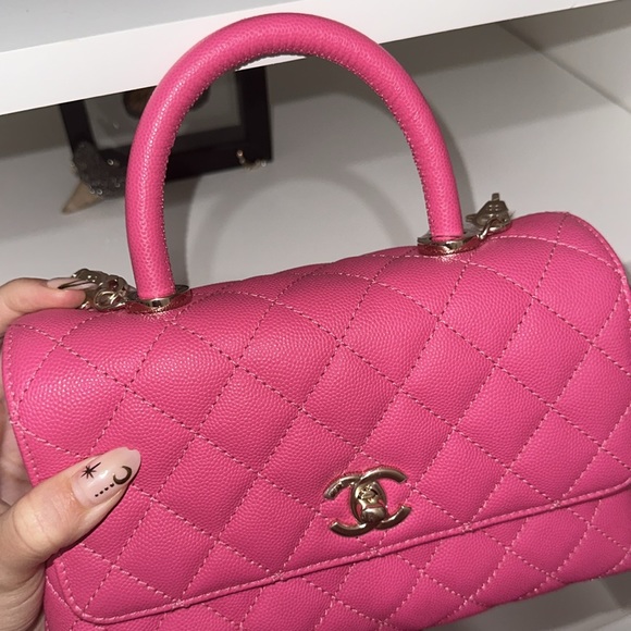 Chanel Caviar Quilted Coco Mini Handle Flap 💕 - Picture 3 of 9